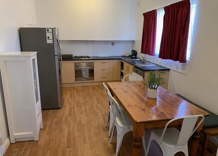 Hello Adelaide Motel And Apartments